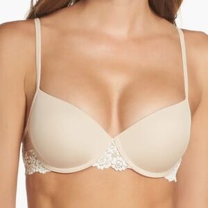 Wacoal Embrace Lace Push Up Bra Natural Nude Removable Padding 75891 32AA